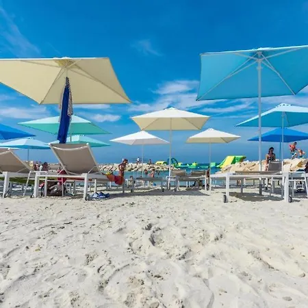 Cocktail And Coffe *