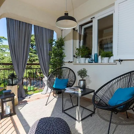 아파트 Cocktail And Coffe *